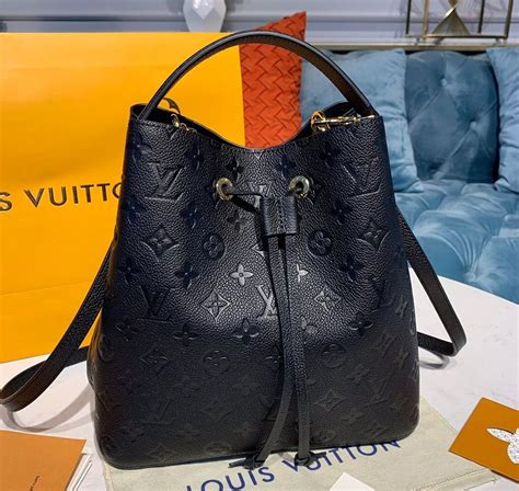 louis vuitton neonoe empreinte black